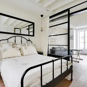 Invalides - Tour Eiffel Apartment